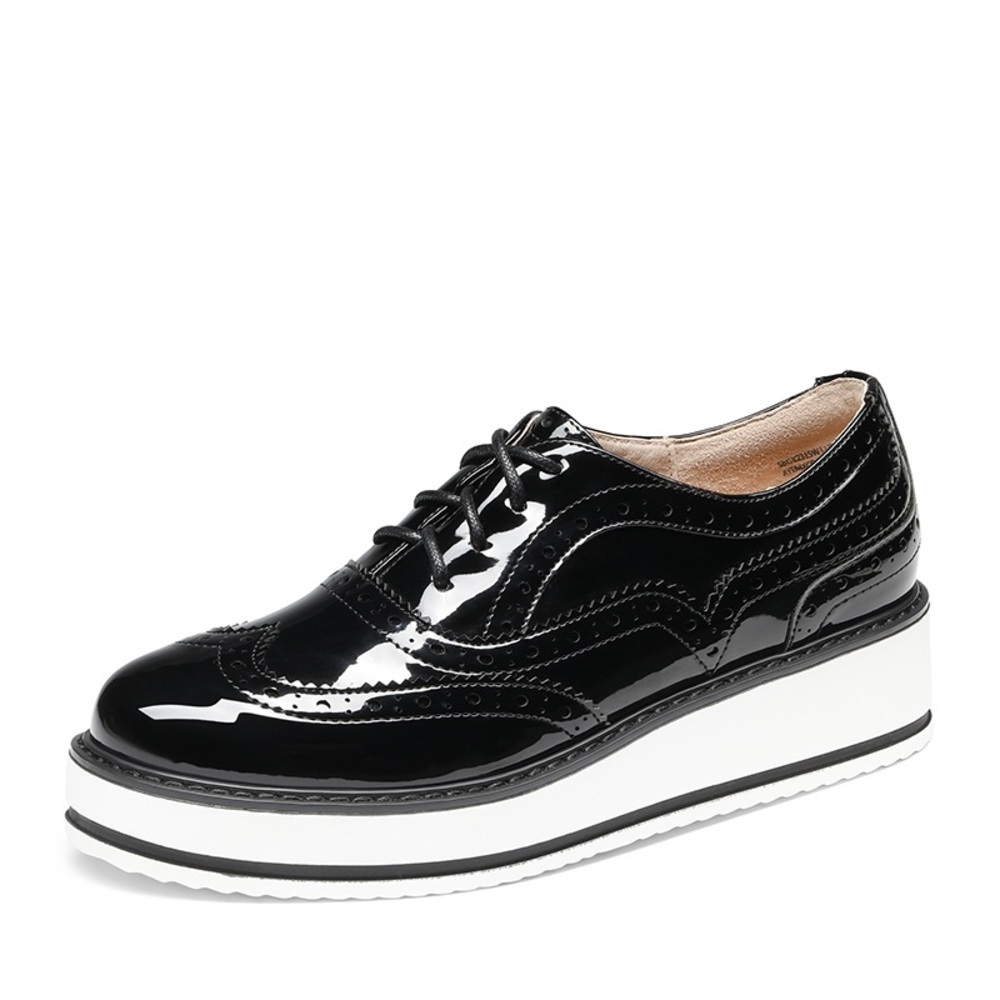 Bruno Marc Women's Elegant Wingtip Platform Oxfords, Size 8, Great Condition!